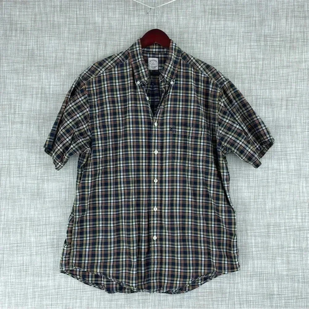 Brooks Brothers Mens Size L short sleeve button down shirt 0813